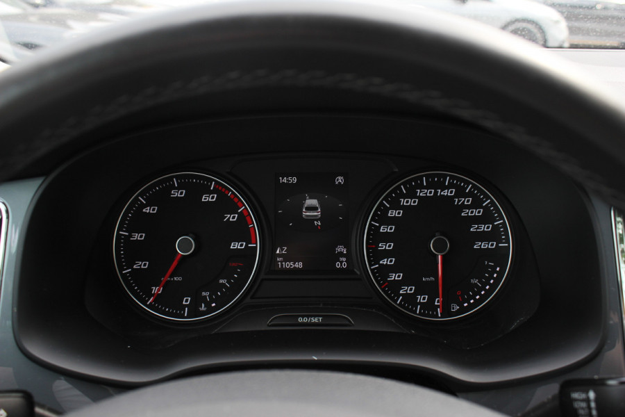 Seat Ateca 1.0 EcoTSI Style Business Intense / Camera / CarPlay / 17'' / Navigatie / DAB / ACC