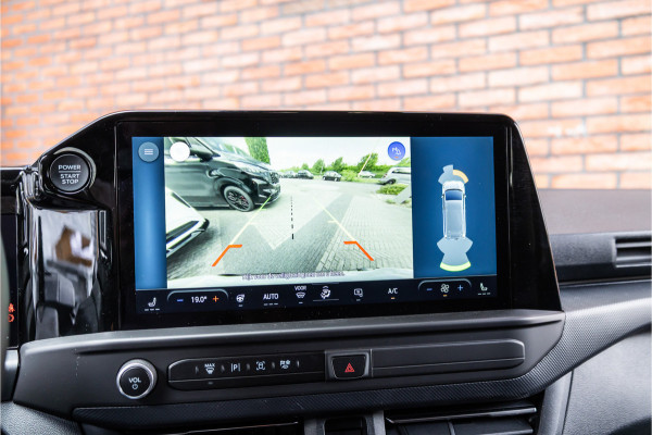 Ford Transit Custom 2.0 TDCI L2H1 SPORT 170 PK DC | BPM VRIJ | DUBBEL CABINE | 360 CAMERA | ACC | BLIS | NAVIGATIE | CARPLAY | LANE ASSIST | ELEK  TREKHAAK | 5-ZITTER | VERLENGDE FABRIEKSGARANTIE TOT12-2029
