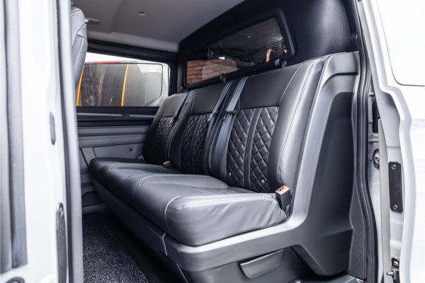 Ford Transit Custom 2.0 TDCI L2H1 SPORT 170 PK DC | BPM VRIJ | DUBBEL CABINE | 360 CAMERA | ACC | BLIS | NAVIGATIE | CARPLAY | LANE ASSIST | ELEK  TREKHAAK | 5-ZITTER | VERLENGDE FABRIEKSGARANTIE TOT12-2029