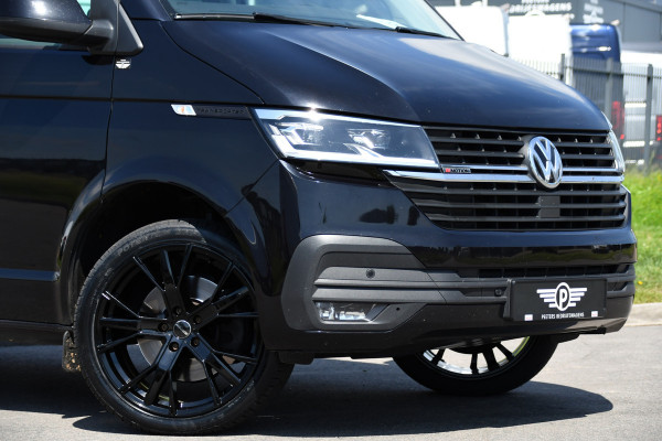 Volkswagen Transporter 2.0 TDI L2H1 DC 4Motion Black Edition Camera, Adaptieve Cruise, Carplay, LED, 4x4, Stoelverwarming, Automaat, Trekhaak, 199pk, Uniek!