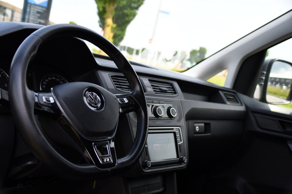 Volkswagen Caddy 2.0 TDI L1H1 PB Edition Cruise, Carplay, Sensoren, 185pk, Multimedia, Airco, Lederen stuur, Uniek!