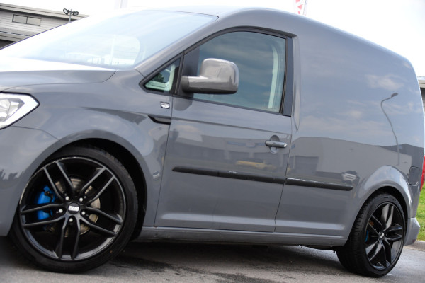 Volkswagen Caddy 2.0 TDI L1H1 PB Edition Cruise, Carplay, Sensoren, 185pk, Multimedia, Airco, Lederen stuur, Uniek!
