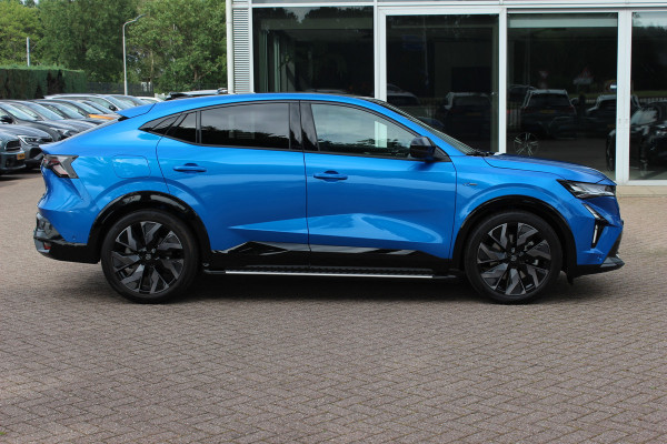 Renault Rafale 1.2 E-Tech full hybrid 200 esprit Alpine / NL Auto! / Panoramadak / 360Camera / Head-up / Harman Kardon / Matrix LED / Elektr. Stoelen / Stuur+Stoelverwarming / Dodehoek / DAB / ACC