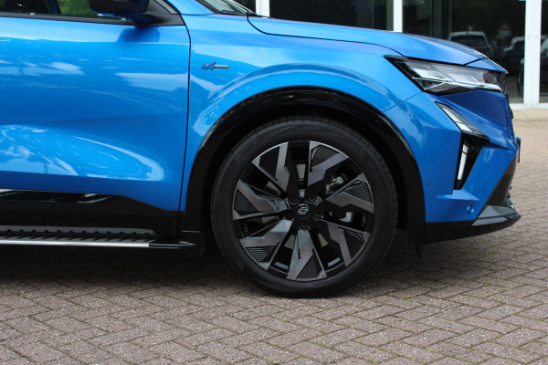 Renault Rafale 1.2 E-Tech full hybrid 200 esprit Alpine / NL Auto! / Panoramadak / 360Camera / Head-up / Harman Kardon / Matrix LED / Elektr. Stoelen / Stuur+Stoelverwarming / Dodehoek / DAB / ACC