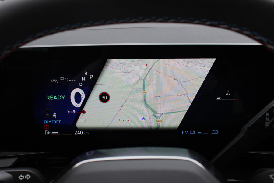 Renault Rafale 1.2 E-Tech full hybrid 200 esprit Alpine / NL Auto! / Panoramadak / 360Camera / Head-up / Harman Kardon / Matrix LED / Elektr. Stoelen / Stuur+Stoelverwarming / Dodehoek / DAB / ACC