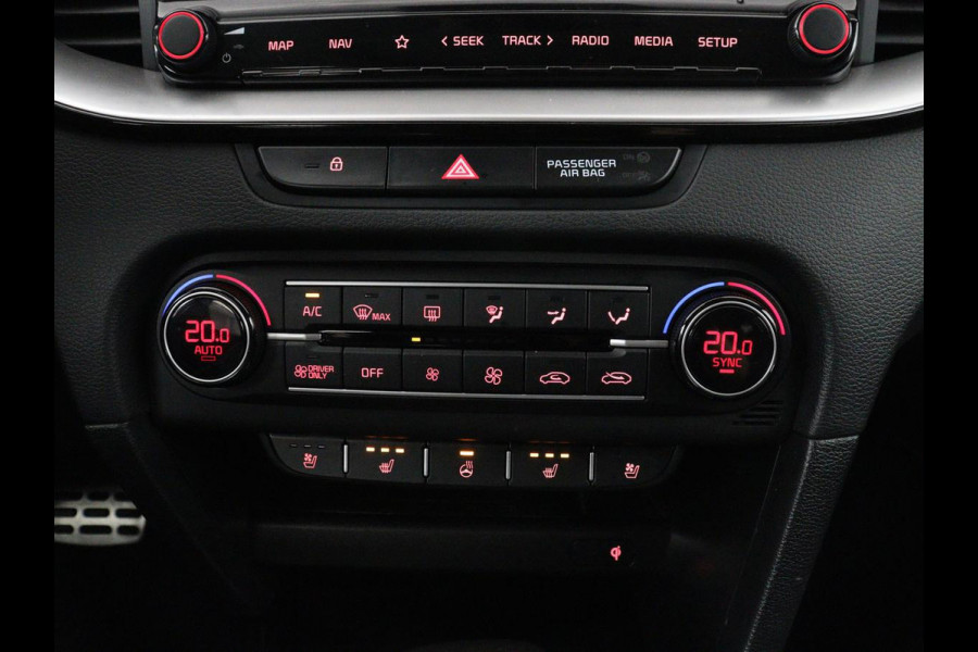 Kia Xceed 1.6 GDi PHEV ExecutiveLine | Panoramadak | Stoelventilatie | Leder | Adaptive cruise | Camera | Achterbankverwarming | Memory | Side Assist | Navigatie | Keyless | Full LED | Stoelverwarming | Plug In