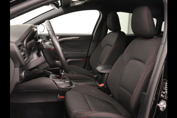 Ford Focus 1.0 EcoBoost ST Line X | Stoelverwarming | Adaptive cruise | Camera | Carplay | Stuurverwarming | Full LED | Keyless | Navigatie | Climate control | Bluetooth