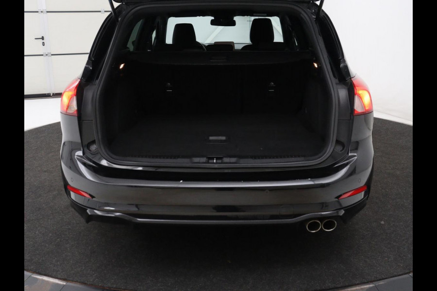 Ford Focus 1.0 EcoBoost ST Line X | Stoelverwarming | Adaptive cruise | Camera | Carplay | Stuurverwarming | Full LED | Keyless | Navigatie | Climate control | Bluetooth