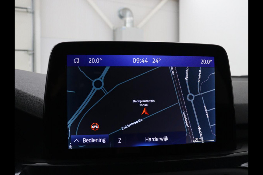 Ford Focus 1.0 EcoBoost ST Line X | Stoelverwarming | Adaptive cruise | Camera | Carplay | Stuurverwarming | Full LED | Keyless | Navigatie | Climate control | Bluetooth