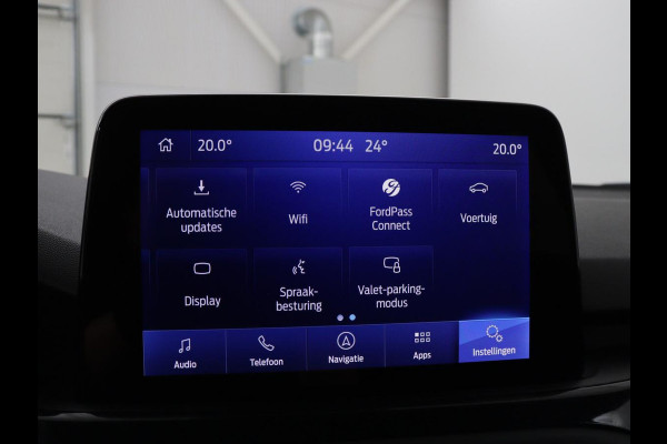 Ford Focus 1.0 EcoBoost ST Line X | Stoelverwarming | Adaptive cruise | Camera | Carplay | Stuurverwarming | Full LED | Keyless | Navigatie | Climate control | Bluetooth