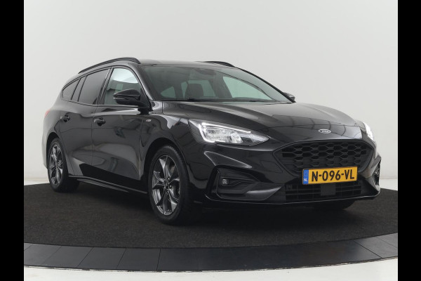 Ford Focus 1.0 EcoBoost ST Line X | Stoelverwarming | Adaptive cruise | Camera | Carplay | Stuurverwarming | Full LED | Keyless | Navigatie | Climate control | Bluetooth