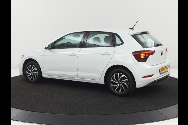 Volkswagen Polo 1.0 TSI Life | Navigatie | Parkeerhulp | Carplay | Adaptive cruise | Full LED | Airco | Bluetooth
