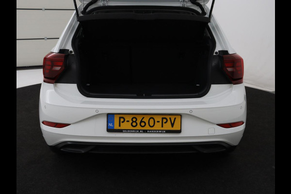 Volkswagen Polo 1.0 TSI Life | Navigatie | Parkeerhulp | Carplay | Adaptive cruise | Full LED | Airco | Bluetooth