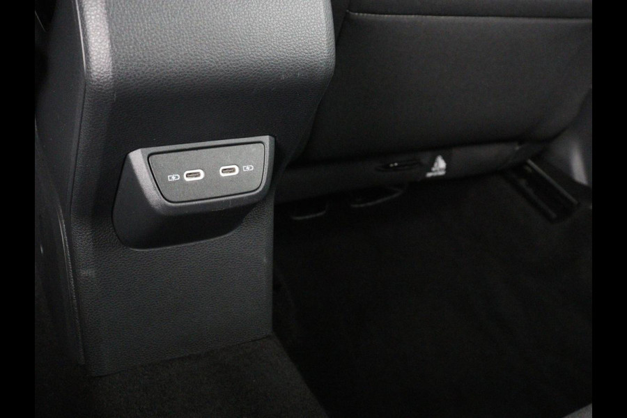 Volkswagen Polo 1.0 TSI Life | Navigatie | Parkeerhulp | Carplay | Adaptive cruise | Full LED | Airco | Bluetooth