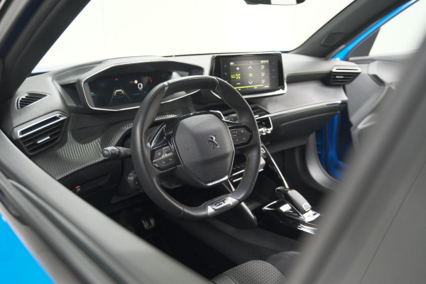Peugeot 2008 PureTech 130 EAT8 GT-Line | Camera | Dodehoekdetectie | Adaptieve Cruise Control | Apple Carplay