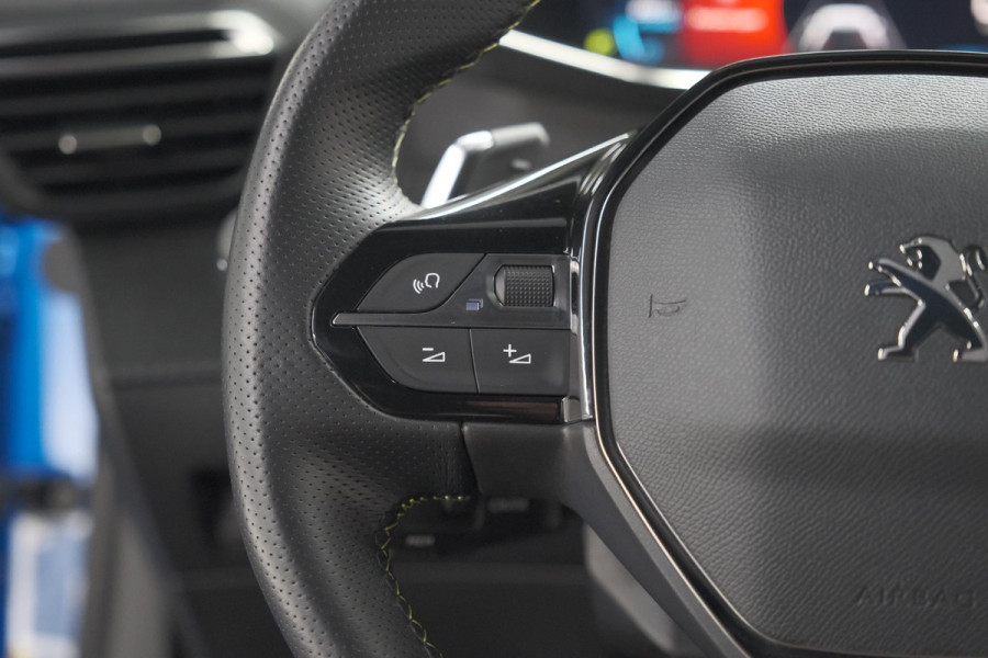 Peugeot 2008 PureTech 130 EAT8 GT-Line | Camera | Dodehoekdetectie | Adaptieve Cruise Control | Apple Carplay