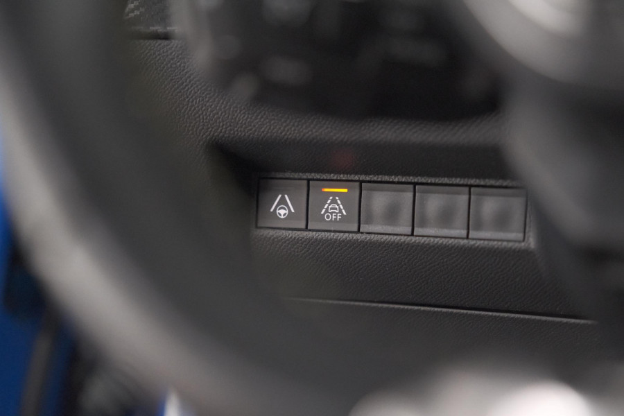 Peugeot 2008 PureTech 130 EAT8 GT-Line | Camera | Dodehoekdetectie | Adaptieve Cruise Control | Apple Carplay