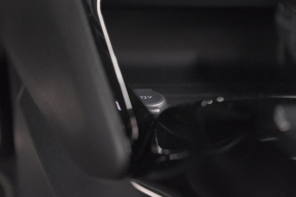Peugeot 2008 PureTech 130 EAT8 GT-Line | Camera | Dodehoekdetectie | Adaptieve Cruise Control | Apple Carplay