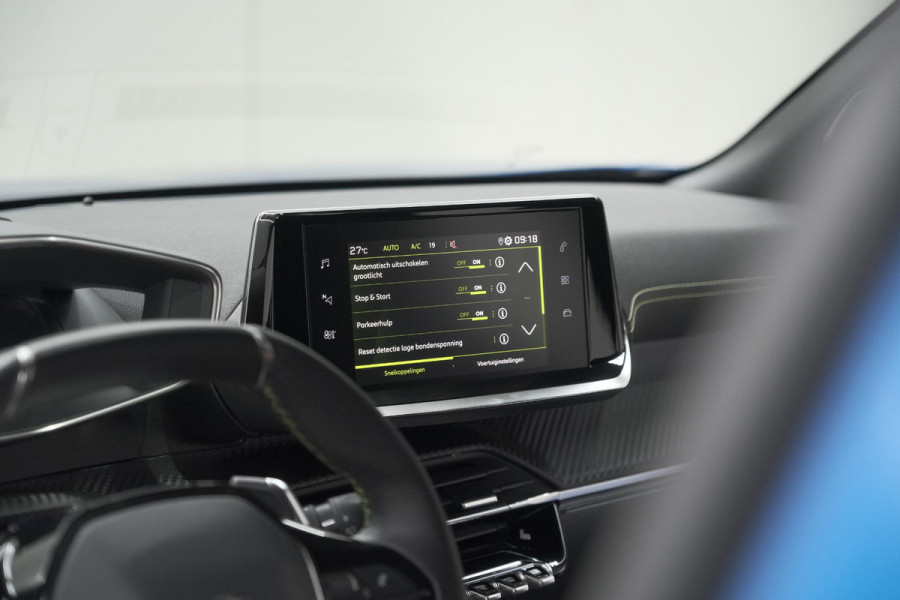 Peugeot 2008 PureTech 130 EAT8 GT-Line | Camera | Dodehoekdetectie | Adaptieve Cruise Control | Apple Carplay