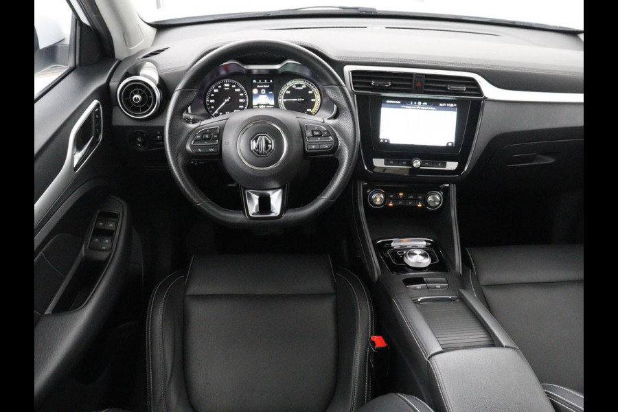 MG Mg Zs Luxury 45 kWh | SOH 91,3% | Panoramadak | Leder | Stoelverwarming | Trekhaak | Adaptive cruise | Camera | Carplay | Keyless | Navigatie | Climate control
