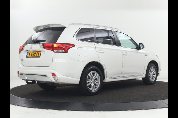 Mitsubishi Outlander 2.4 PHEV Pure+ | SOH 71,6% | Stoelverwarming | Carplay | Camera | Trekhaak | Keyless | Climate control | DAB | Full LED | Cruise control | Bluetooth | Plug In