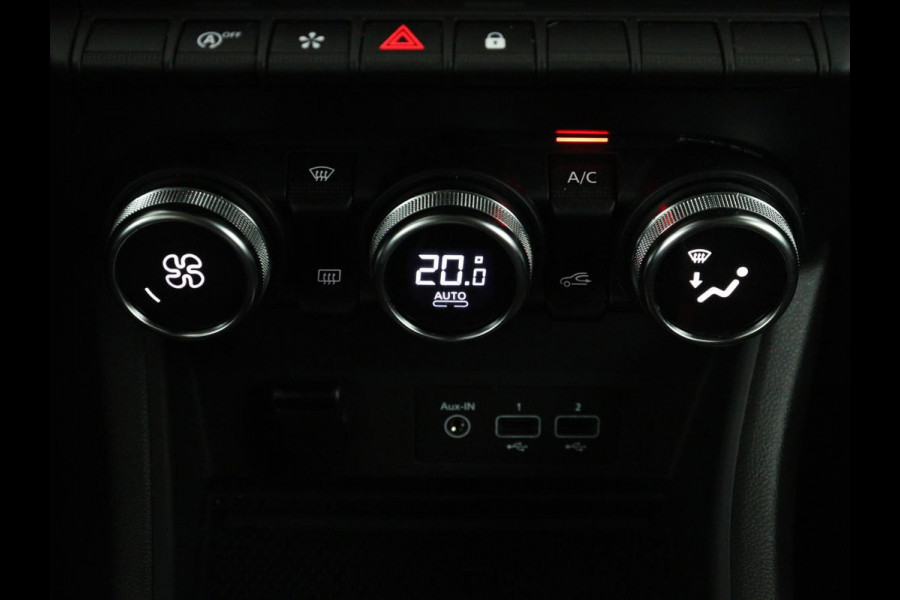 Renault Captur 1.0 TCe 90 Intens | Camera | Navigatie | Carplay | Half leder | Keyless | Full LED | Climate control | Parkeerhulp | Cruise control | Bluetooth | Getint glas