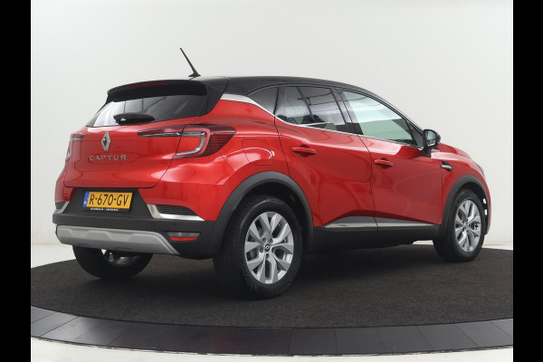 Renault Captur 1.0 TCe 90 Intens | Camera | Navigatie | Carplay | Half leder | Keyless | Full LED | Climate control | Parkeerhulp | Cruise control | Bluetooth | Getint glas