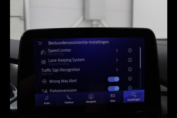 Ford Fiesta 1.0 EcoBoost Hybrid ST-Line | Carplay | Navigatie | Parkeerhulp | Climate control | Cruise control | Full LED | 17'' | Keyless Start | Bluetooth