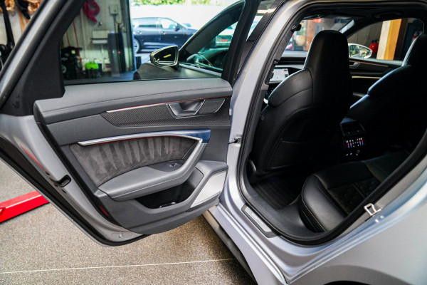 Audi A6 Avant RS 6 TFSI Quattro | B&O Advanced | Keramisch | 360cam | HuD | Stoelverkoeling | Carbon