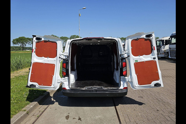 Ford Transit Custom 2.0 TDCI L2H1 Trend L2H1 Navi Euro6 Airco Achterdeuren Camera 3-Zits BPM-Vrij Facelift Model
