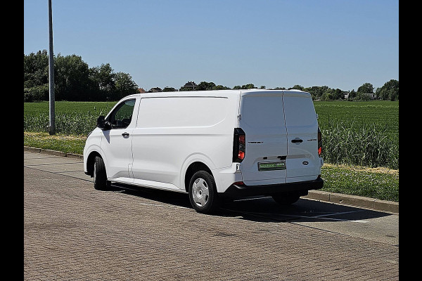 Ford Transit Custom 2.0 TDCI L2H1 Trend L2H1 Navi Euro6 Airco Achterdeuren Camera 3-Zits BPM-Vrij Facelift Model