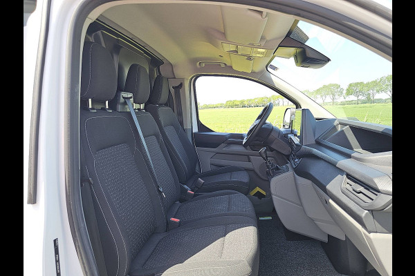 Ford Transit Custom 2.0 TDCI L2H1 Trend L2H1 Navi Euro6 Airco Achterdeuren Camera 3-Zits BPM-Vrij Facelift Model