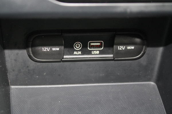Kia Niro 1.6 GDi Hybrid DynamicLine | Trekhaak | Climate Control | Cruise Control | Leder/Stof | Camera