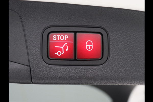 Mercedes-Benz EQA 250 Pano, Keyless GO, Camera, Sfeerverlichting, Dodehoekassistent