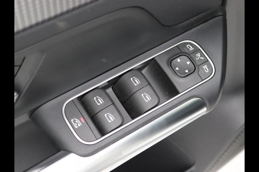 Mercedes-Benz EQA 250 Pano, Keyless GO, Camera, Sfeerverlichting, Dodehoekassistent