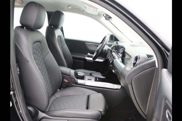 Mercedes-Benz Glb 200 Progressive Camera, Stoel en stuurverwarming, Carplay, Widescreen