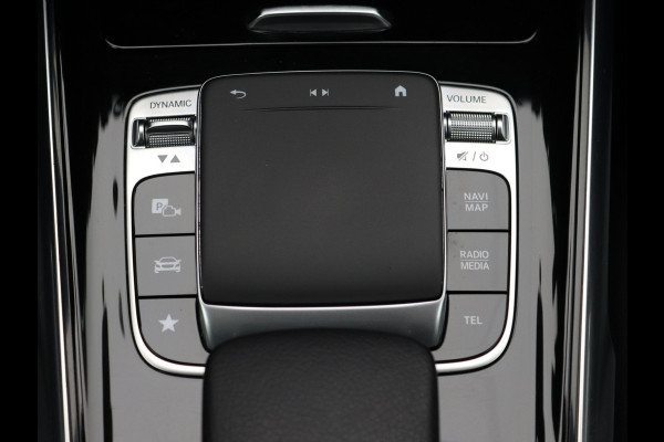 Mercedes-Benz Glb 200 Progressive Camera, Stoel en stuurverwarming, Carplay, Widescreen