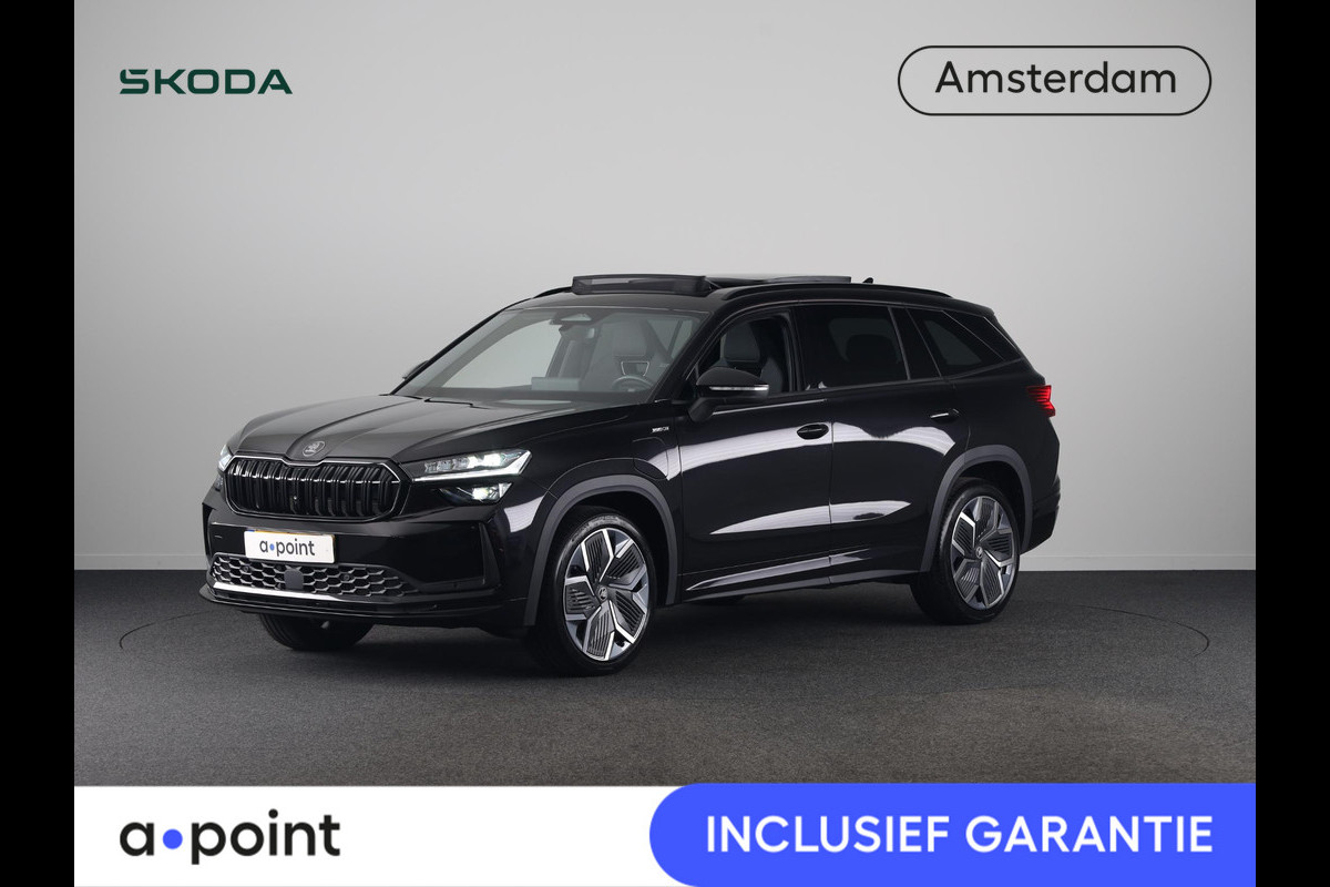 Škoda Kodiaq 1.5 TSI PHEV Sportline Business 204 pk Automaat | Verlengde garantie | Navigatie | Panoramadak | Trekhaak (wegklapbaar) | Parkeersensoren | Achteruitrijcamera | Stoelverwarming v/a |