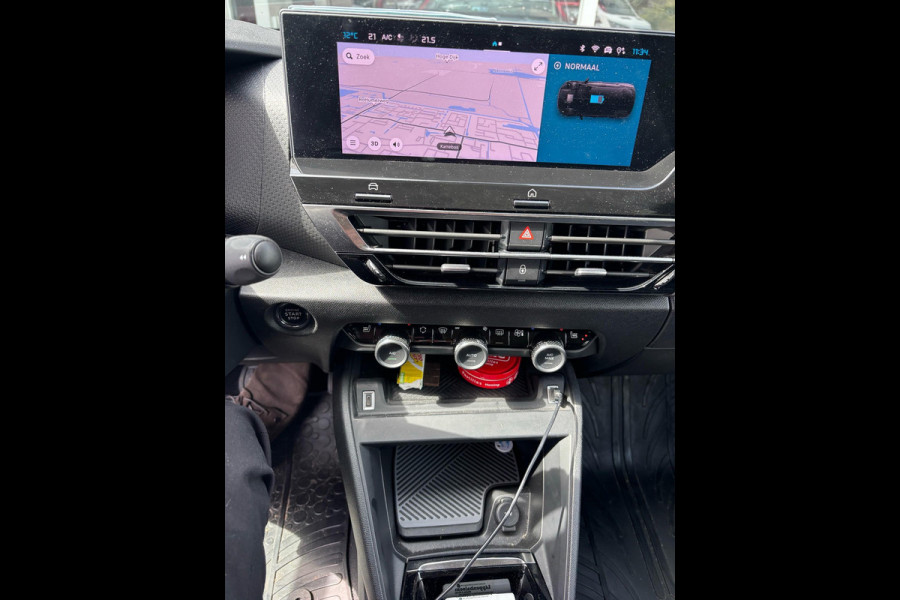 Citroën Ë-C4 Shine 50 kWh | 136pk | Adaptieve Cruise | Stoelverwarming | Head up Display | Achteruitrijcamera