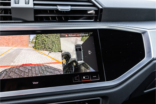 Audi Q3 45 TFSI e 245 PK S edition | 360 Camera | ACC | S-Line | Magnetic Ride | Matrix verlichting | CarPlay | Navigatie | Trekhaak | Inc 21% BTW | Black Style | Stuur- en stoelverwarming | Nieuwe APK | Garantie | Dealer onderhouden