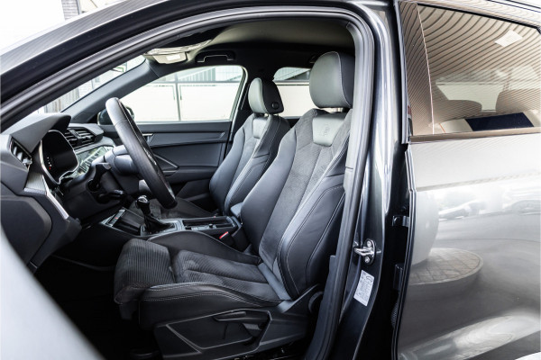 Audi Q3 45 TFSI e 245 PK S edition | 360 Camera | ACC | S-Line | Magnetic Ride | Matrix verlichting | CarPlay | Navigatie | Trekhaak | Inc 21% BTW | Black Style | Stuur- en stoelverwarming | Nieuwe APK | Garantie | Dealer onderhouden