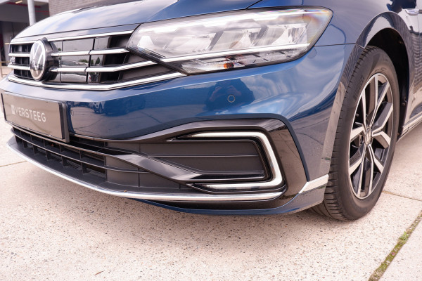 Volkswagen Passat Variant 1.4 TSI PHEV GTE Business | Pano | Elek. Trekhaak | Camera | Carplay | Navi | LED