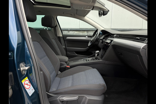 Volkswagen Passat Variant 1.4 TSI PHEV GTE Business | Pano | Elek. Trekhaak | Camera | Carplay | Navi | LED