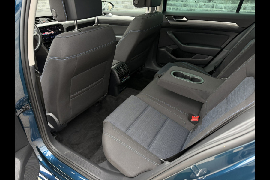 Volkswagen Passat Variant 1.4 TSI PHEV GTE Business | Pano | Elek. Trekhaak | Camera | Carplay | Navi | LED