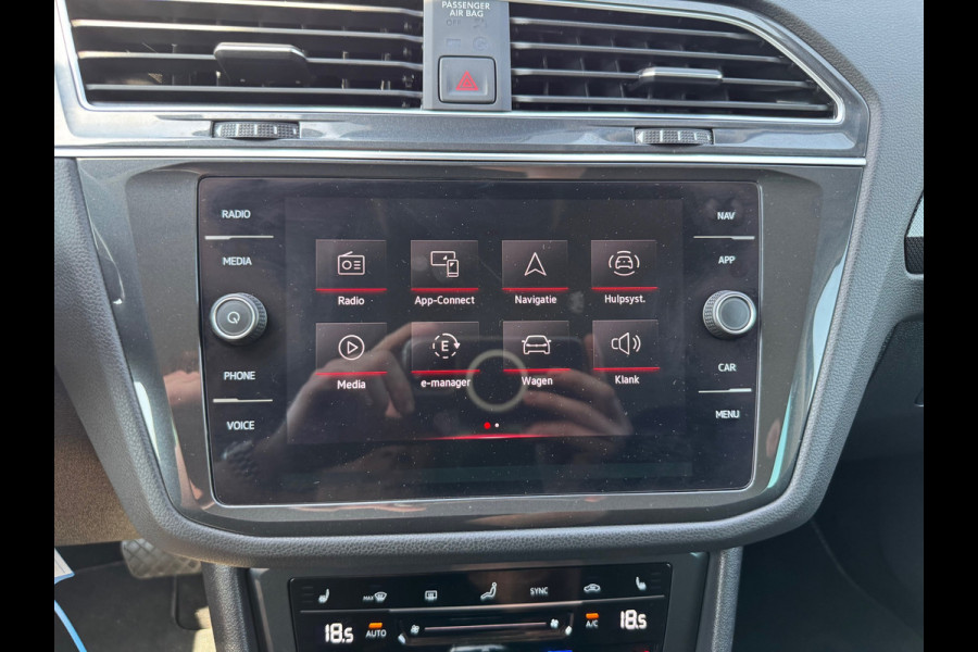 Volkswagen Tiguan 1.5 TSI Hybrid 245PK,Elegance ,Automaat,trekhaak,Nav,Carplay,Camera,Stoelverwarming,Cruisecontrol,