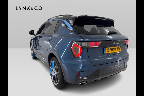 Lynk & Co 01 1.5 262pk PHEV Zwarte Hemel 360°Cam Stoelverw. Pano.dak Plug-in