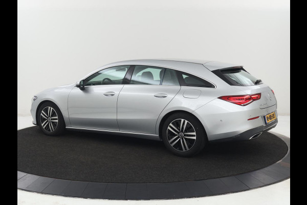 Mercedes-Benz CLA-Klasse Shooting Brake 180 Business Solution | Stoelverwarming | Carplay | Camera | Half leder | Widescreen | Dodehoek detectie | Navigatie | Park Assist | Cruise control