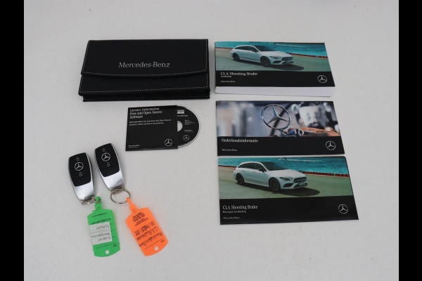 Mercedes-Benz CLA-Klasse Shooting Brake 180 Business Solution | Stoelverwarming | Carplay | Camera | Half leder | Widescreen | Dodehoek detectie | Navigatie | Park Assist | Cruise control