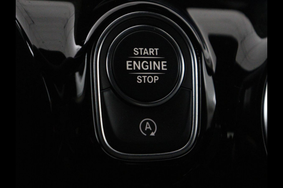 Mercedes-Benz CLA-Klasse Shooting Brake 180 Business Solution | Stoelverwarming | Carplay | Camera | Half leder | Widescreen | Dodehoek detectie | Navigatie | Park Assist | Cruise control