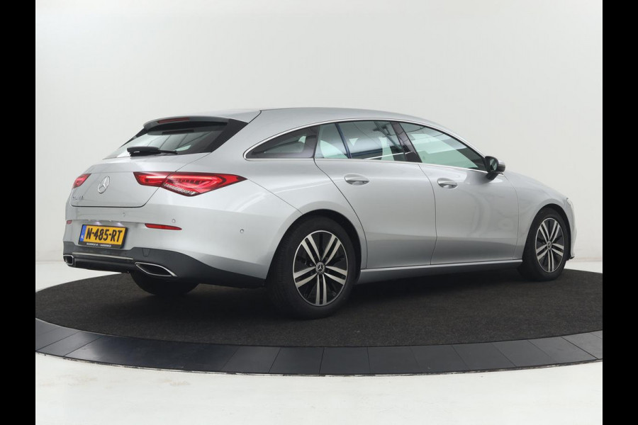 Mercedes-Benz CLA-Klasse Shooting Brake 180 Business Solution | Stoelverwarming | Carplay | Camera | Half leder | Widescreen | Dodehoek detectie | Navigatie | Park Assist | Cruise control